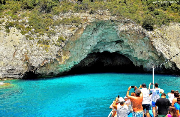 blue-caves-paxos